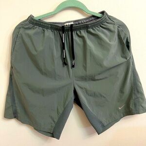 ⭐️Dri Fit Nike Gray Athletic Shorts Lightweight Moisture-Wicking⭐️